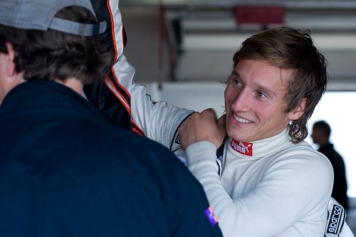 Renger van der Zande krijgt te maken met Kimi Raikkonen en zijn manager